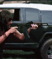 德国女子警察步枪射击gif动态图片