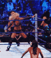 昆仑决女子激烈摔角比赛gif动态图片